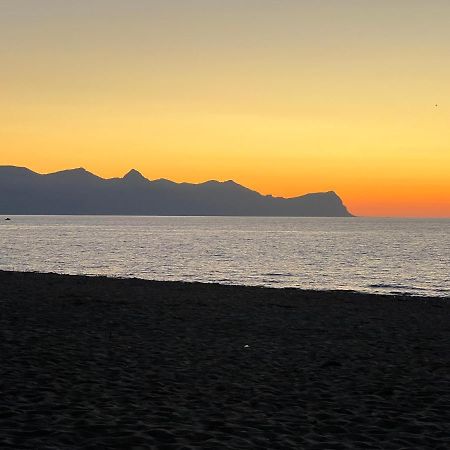 Casa Vacanze Il Girasole Balestrate Exteriér fotografie