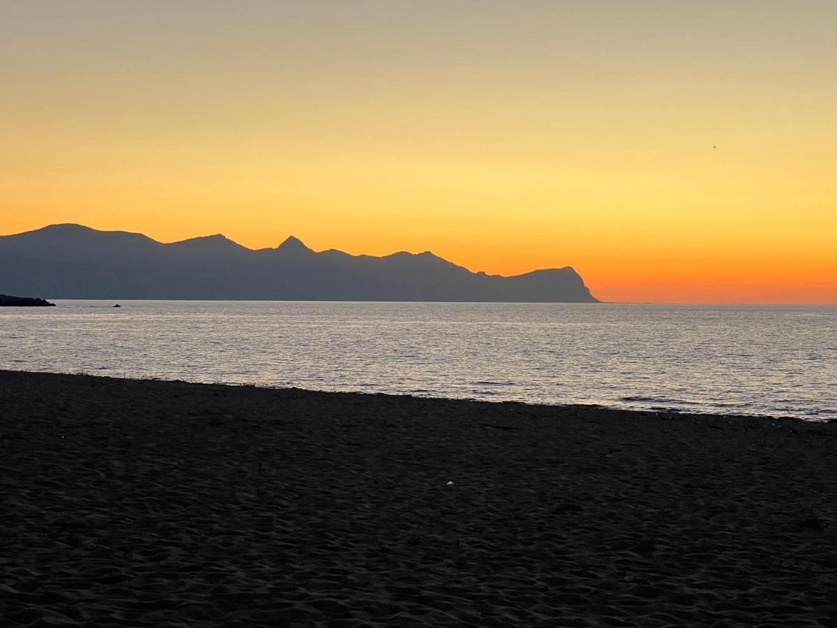 Casa Vacanze Il Girasole Balestrate Exteriér fotografie